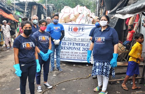 Geeta along with her team